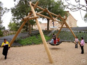 7.52000_See-Saw-Carousel-Swing_001
